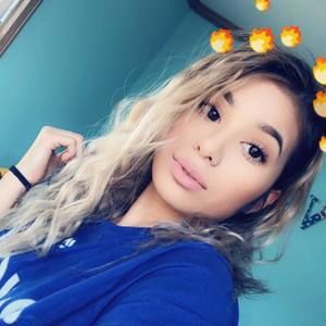 Meet your Posher, Elisa